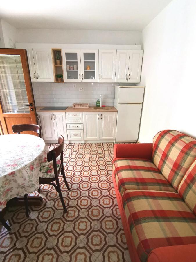 Apartments Maris Garden Petrovazzo Esterno foto